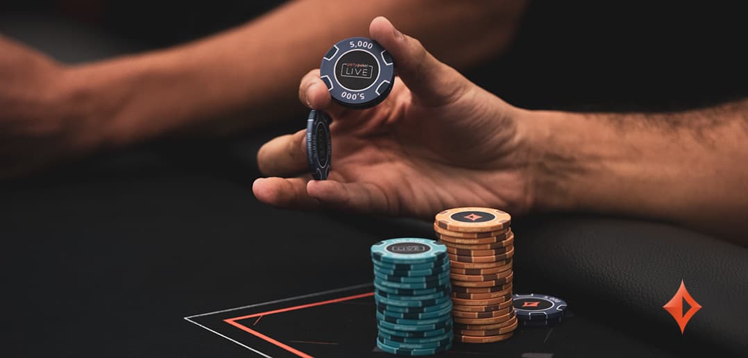 Everything you need to know about the distribution of poker chips