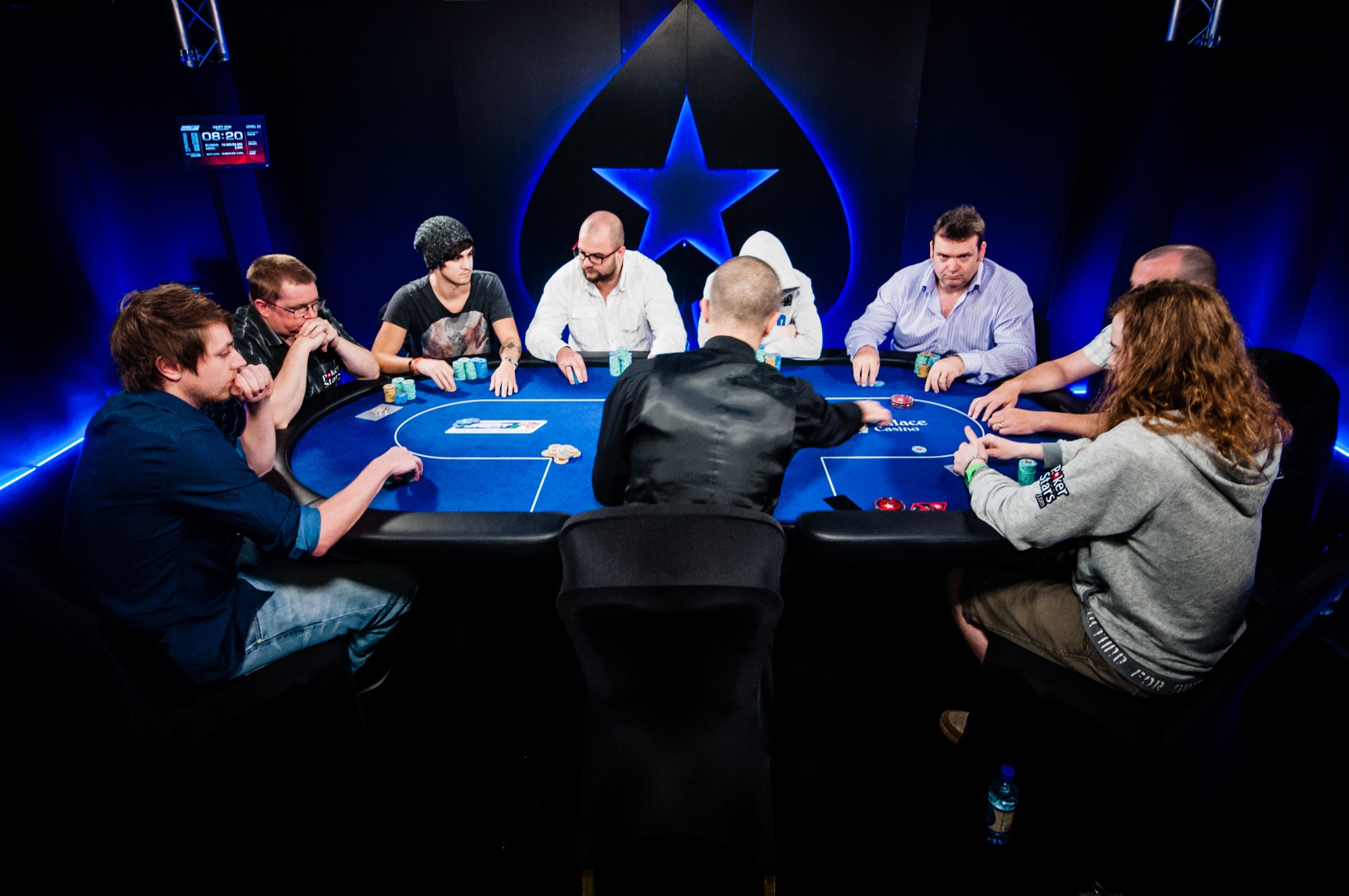 How to Host Your Own Poker Tournament at Home